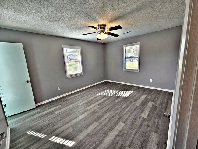 Building Photo - ***Move In Special***HOUSE FOR RENT - PRIC...