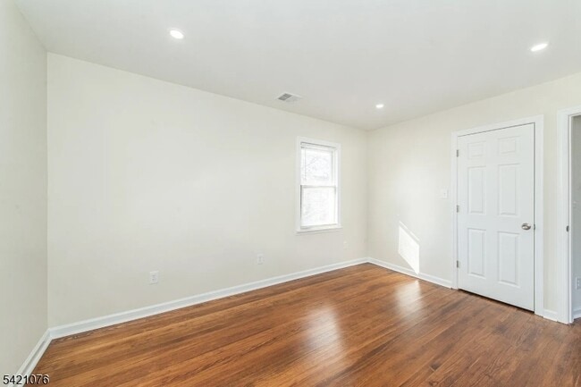 Building Photo - 116 Franklin St