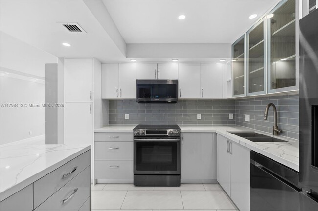 Building Photo - 701 Three Islands Boulevard