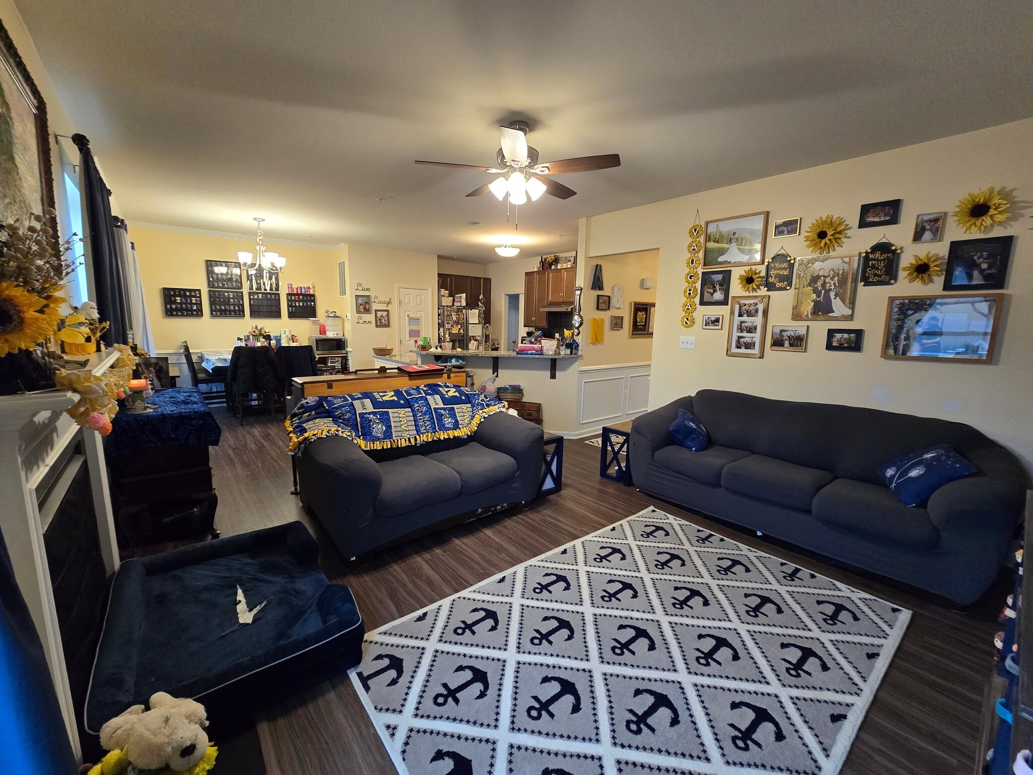 Building Photo - 45652 Tenny Hill St