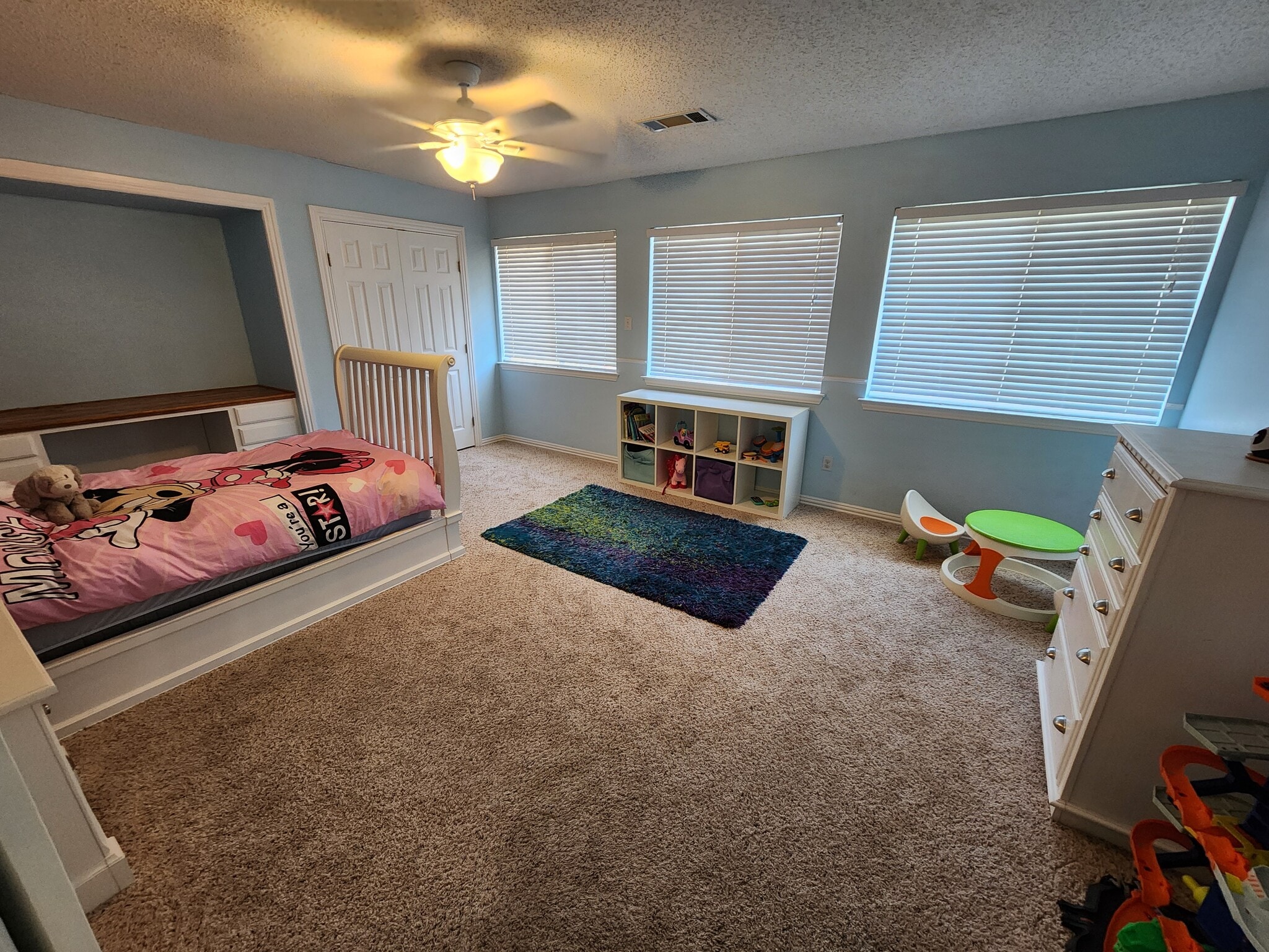 Building Photo - 929 Parker Dr