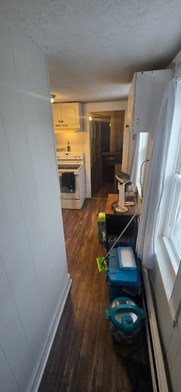 Building Photo - 42 Storer St