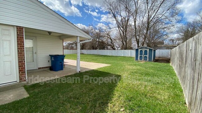 Building Photo - 7701 Timbercrest Dr