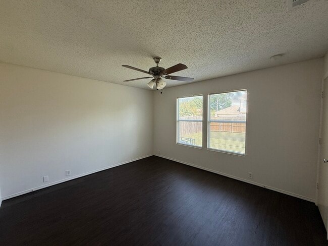 Building Photo - 9625 Brierwyck Dr