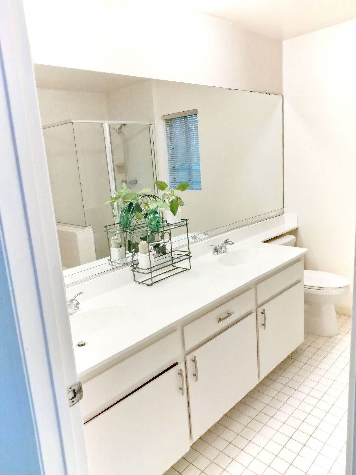 Bathroom, not seen sep tub & shower - 16022 Moorpark St