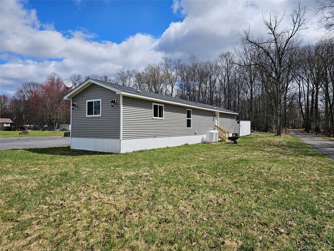 Building Photo - 334 Fair Oaks Rd