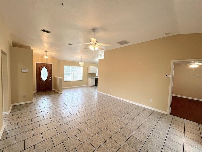 Building Photo - 122 Parkview Dr
