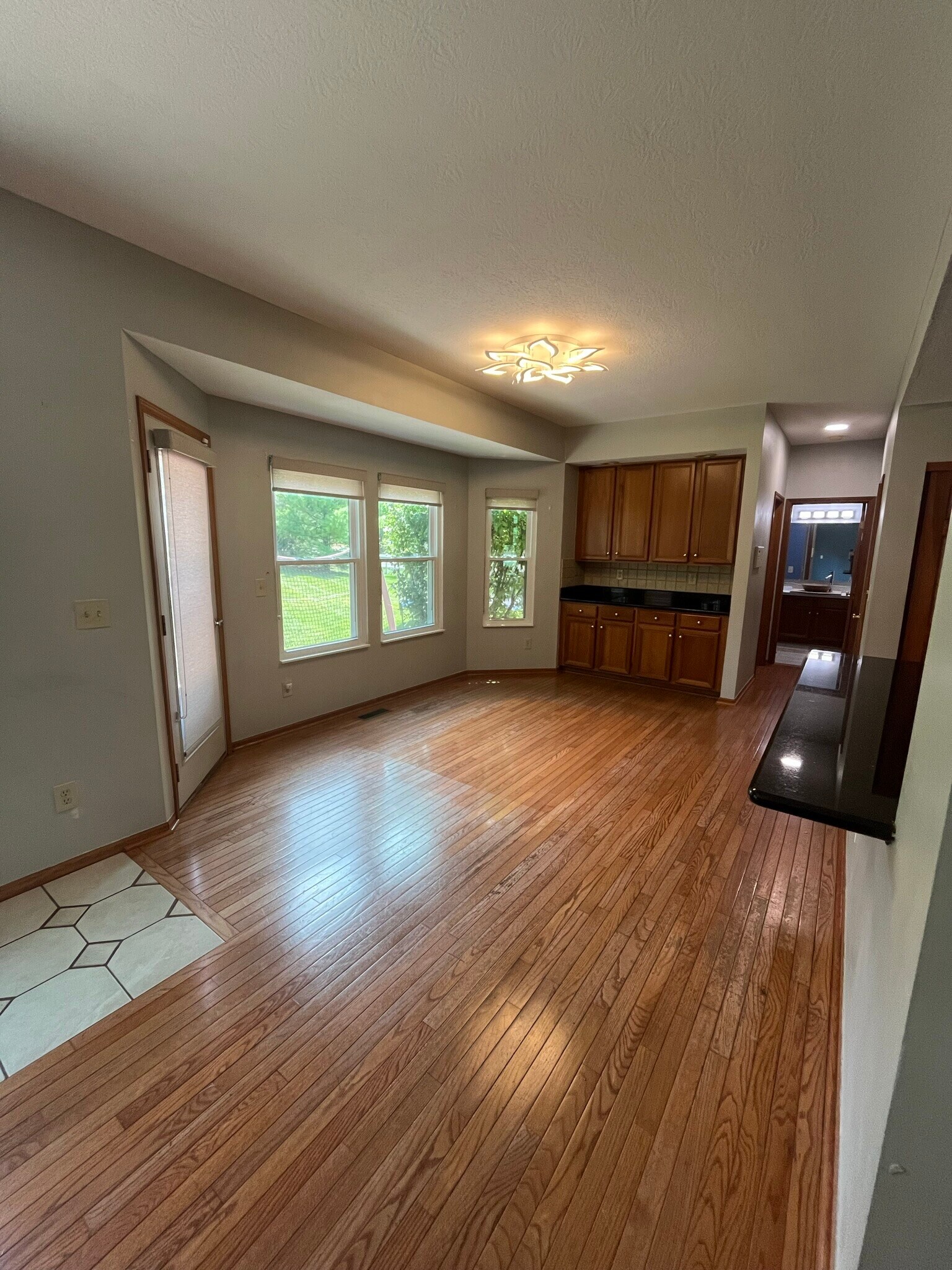 Building Photo - 7960 Compton Ct