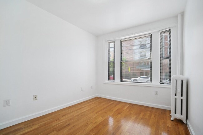 Building Photo - 46 Broadway