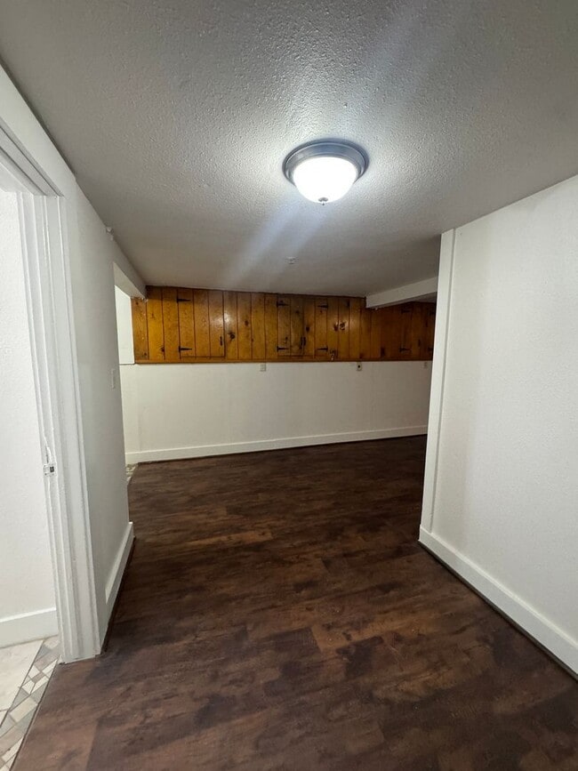 Building Photo - Non-Refundable & Security Deposit Total: $...