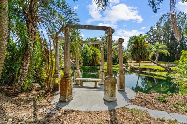 Building Photo - 3399 70th Ln N