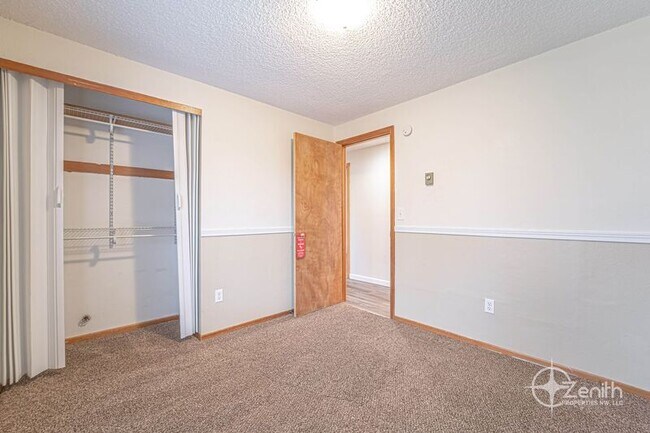 Building Photo - 15501 SE 19th Cir