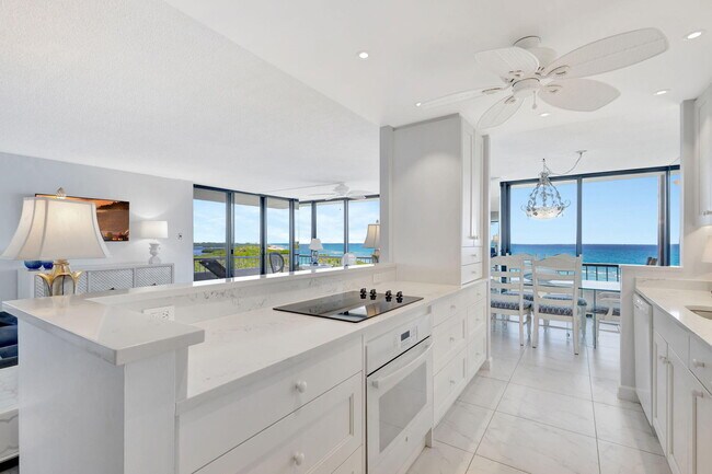 Building Photo - 5550 N Ocean Dr