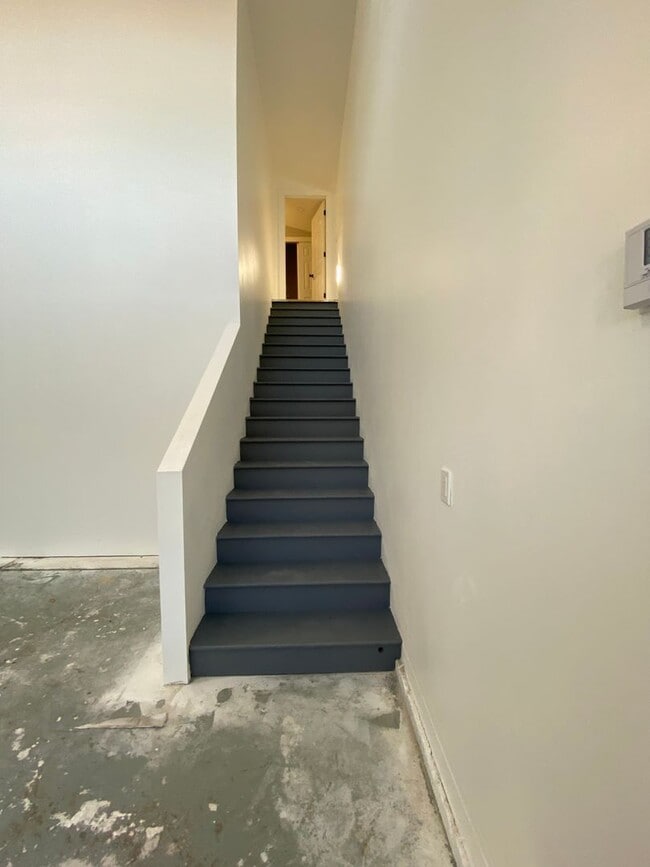 Building Photo - 4045 Decathlon St