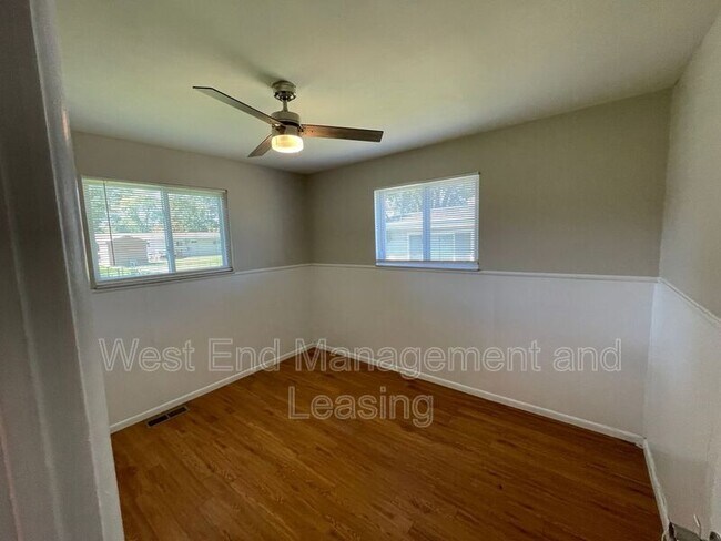 Building Photo - 1675 Beverly Dr
