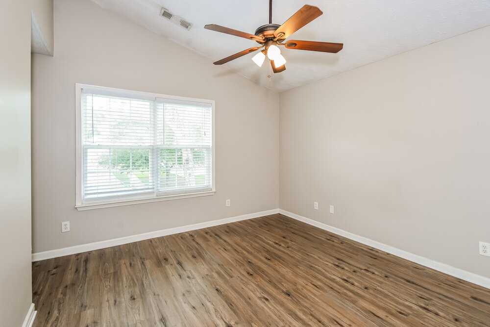 Building Photo - 632 Spanish Oak Dr