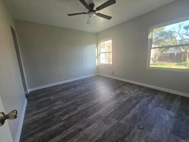 Building Photo - 2661 Commercial St