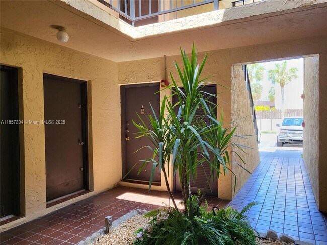 Building Photo - 9011 SW 138th St