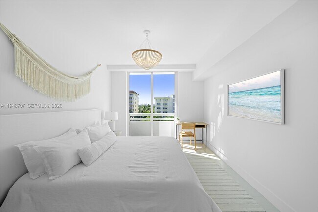 Building Photo - 1150 102nd St