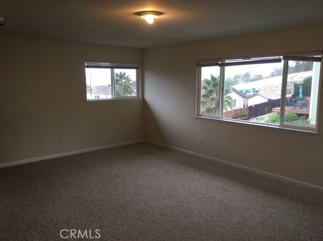 Building Photo - 350 Island View Dr