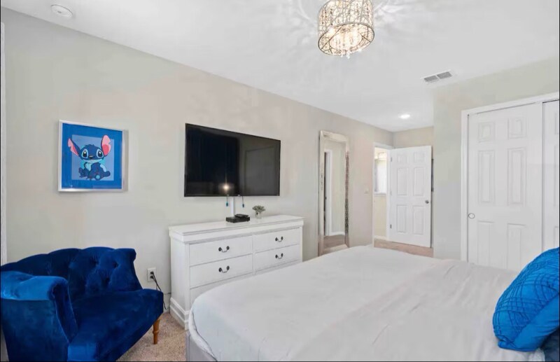 Building Photo - 1604 Carey Palm Cir