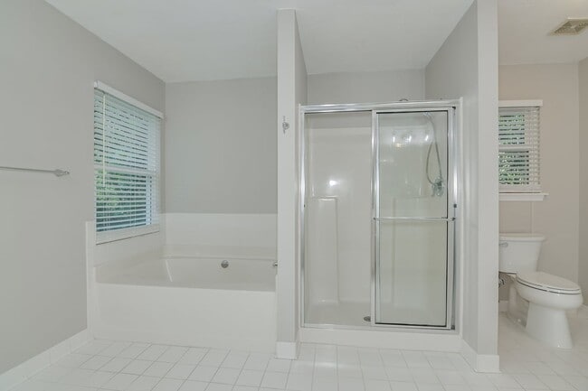 Building Photo - 486 Granite Point