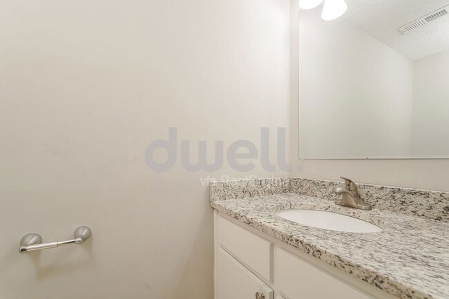 Building Photo - 429 Evans Mill Dr