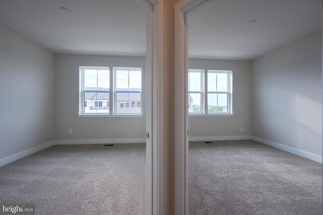Building Photo - 11323 Hypatia Lp