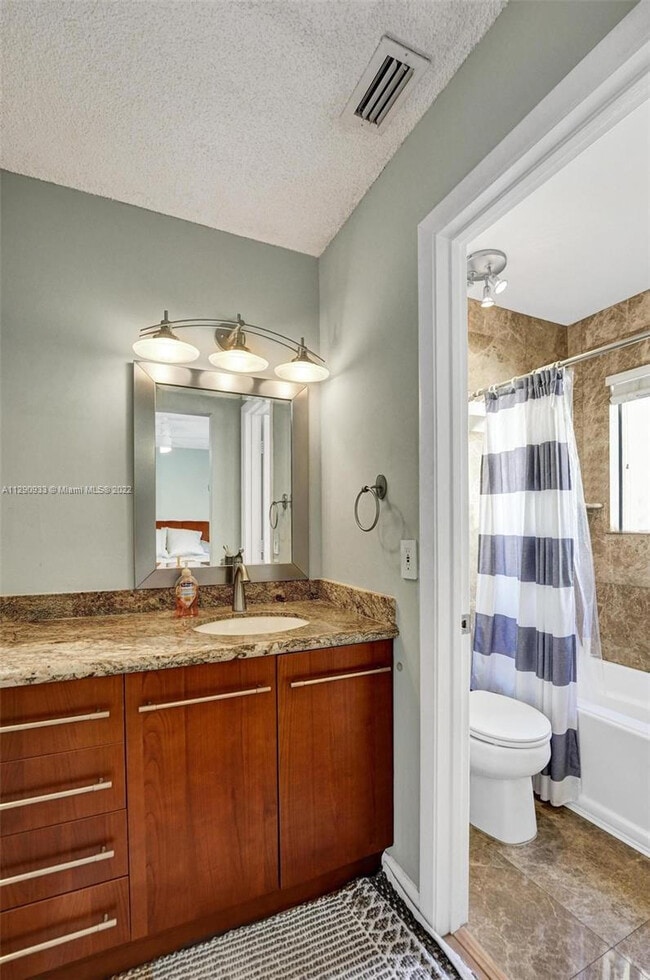 Building Photo - 22322 Pineapple Walk Dr