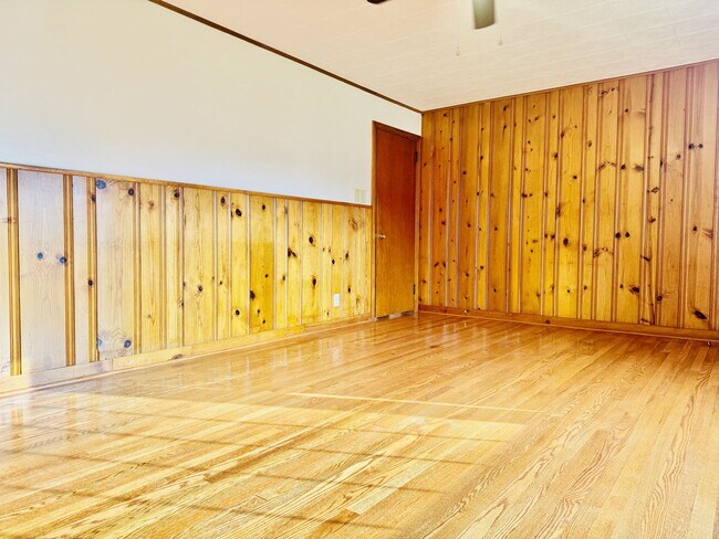 Building Photo - 3976 US-19E