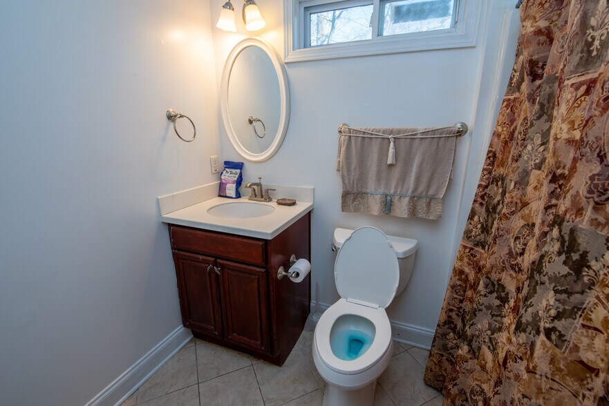 Building Photo - 2019 Pryor Rd SW