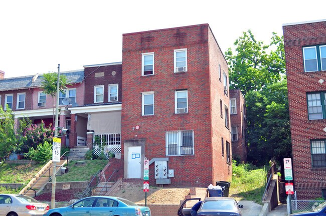 Building Photo - 3111 Sherman Ave NW