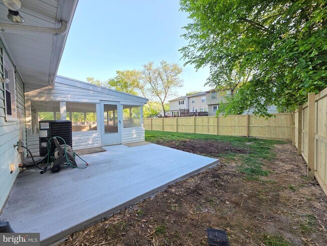 Building Photo - 2090 Jason Ct