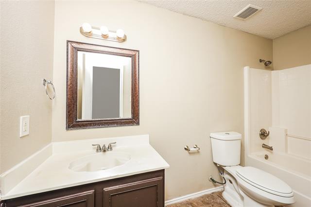 Building Photo - 3563 Saguaro Dr