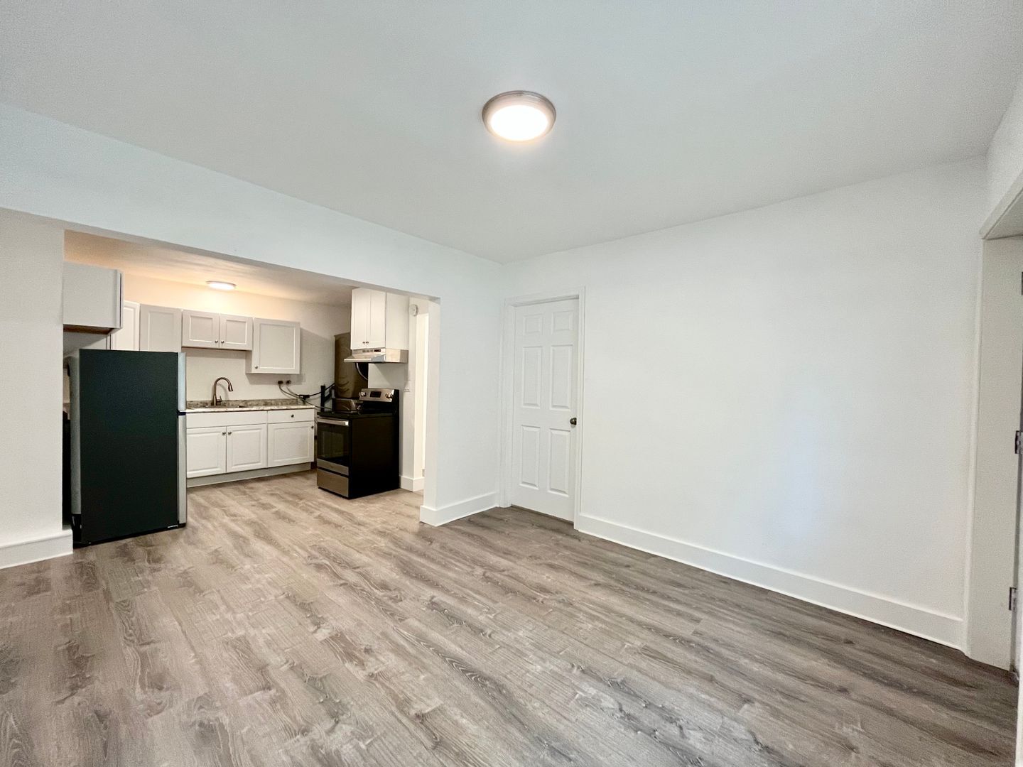Building Photo - 4205 34th Ave W