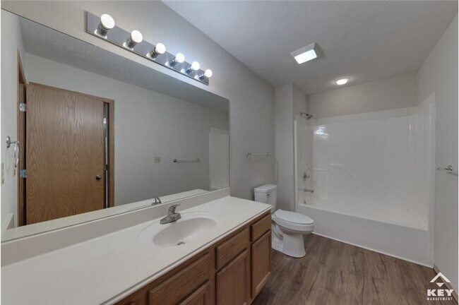 Building Photo - 555 N Bristol Ct