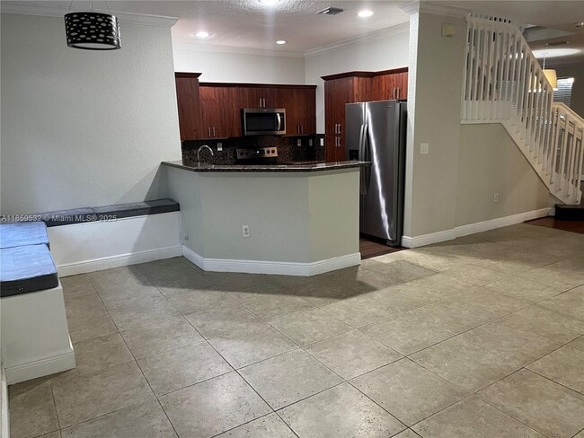 Building Photo - 977 SW 153rd Path