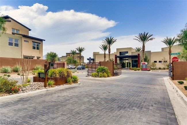 Building Photo - 11297 Hidden Peak Ave