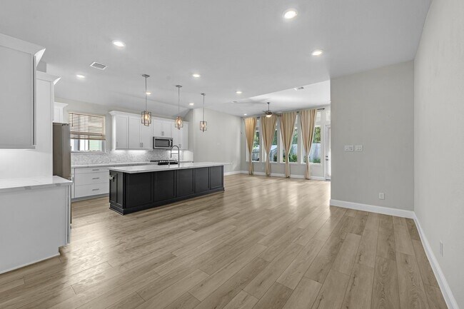 Building Photo - 16606 Tranquility Grove Dr