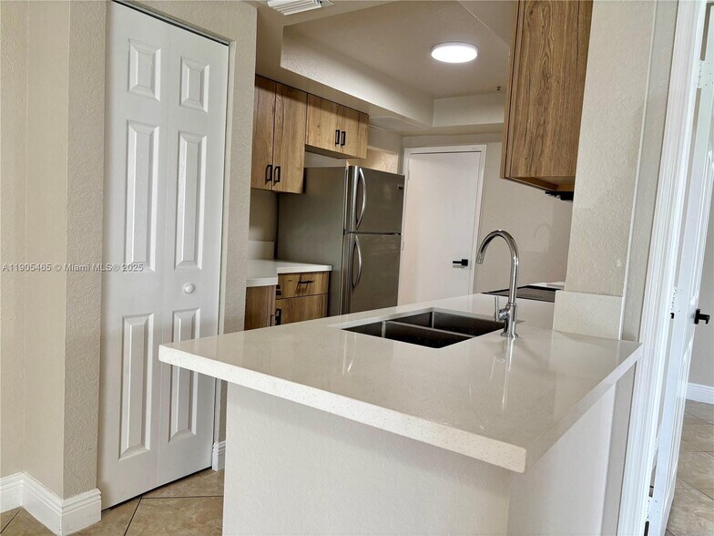 Building Photo - 741 SW 148th Ave