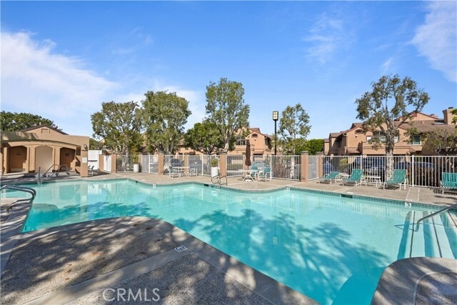 Building Photo - 5 Baycrest Pl