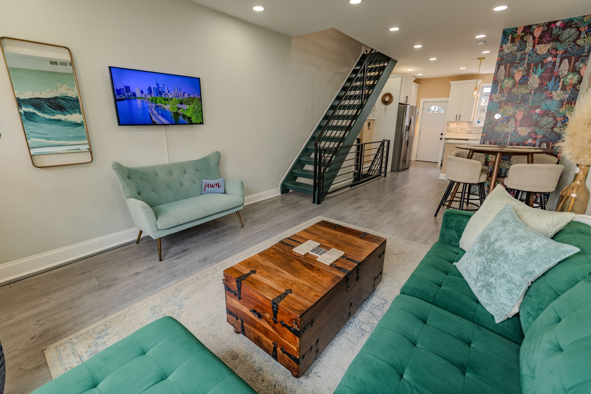 Building Photo - 1828 Hoffman St