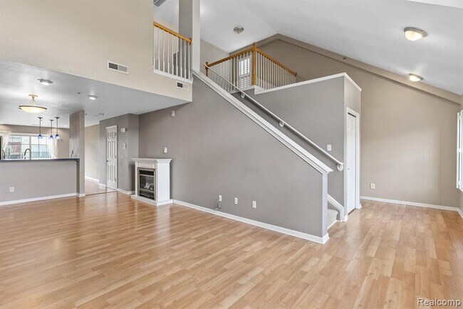 Building Photo - 3292 Newbury Pl