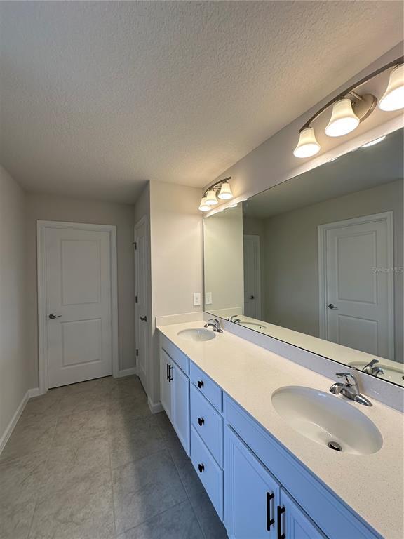 Building Photo - 3785 Blue Mountain Wy