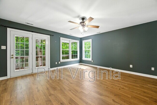 Building Photo - 94 4 Mile Tree