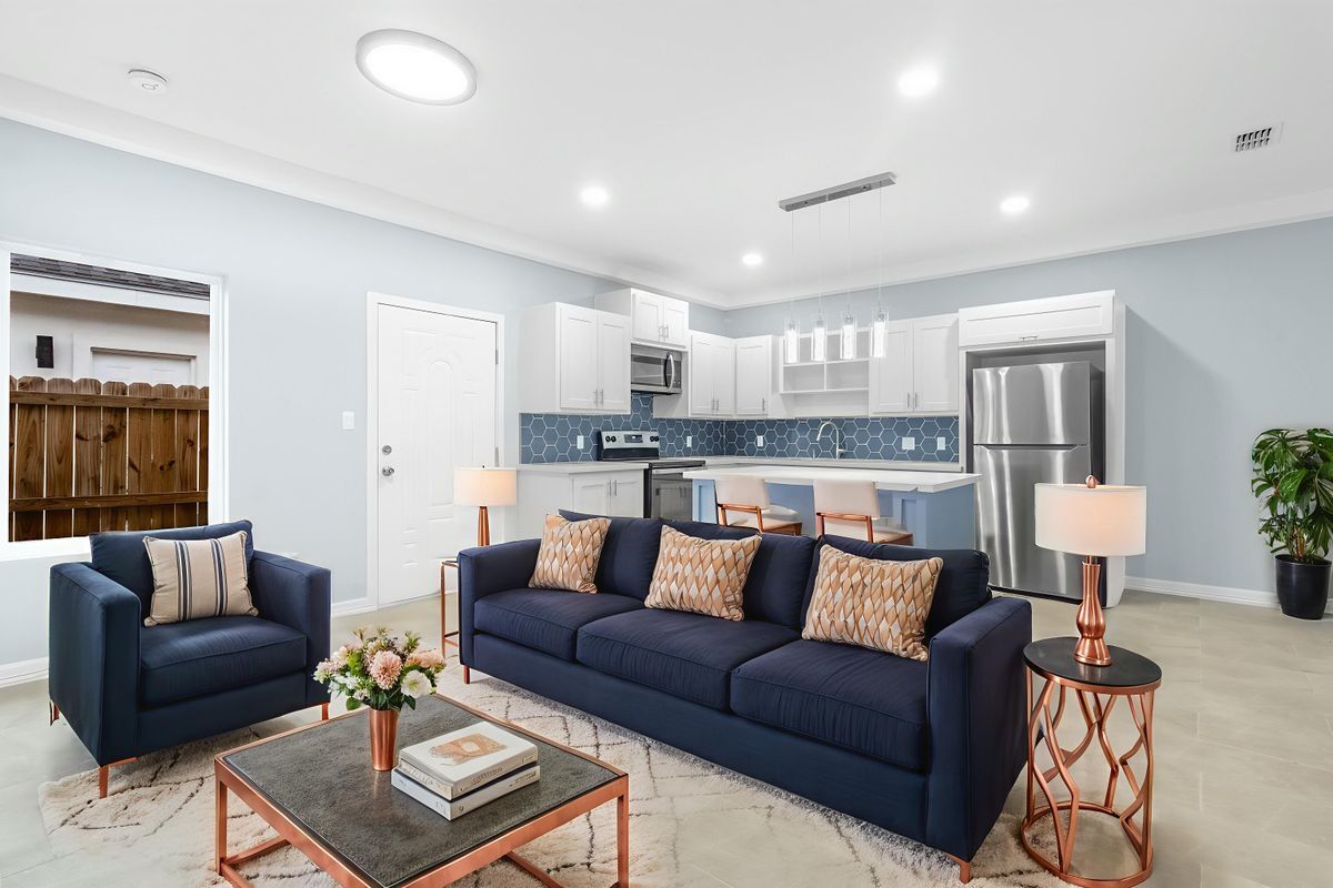 Building Photo - 3500 Frio Ave