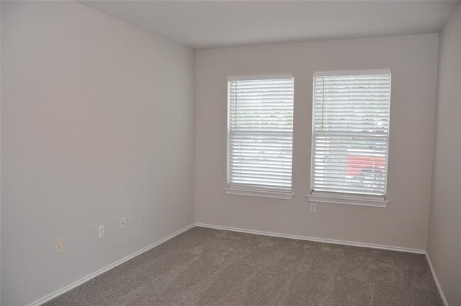 Building Photo - 12817 Paloma Blanca Way