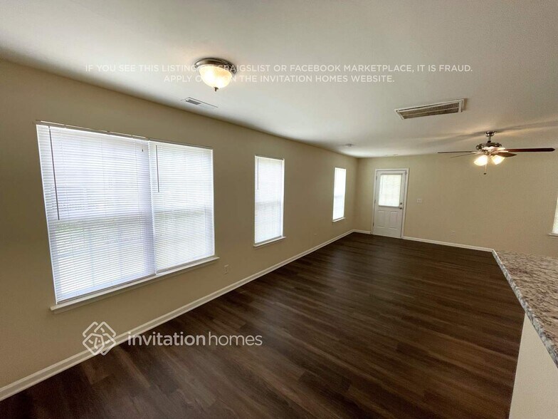 Building Photo - 711 Wilderness Trail Dr