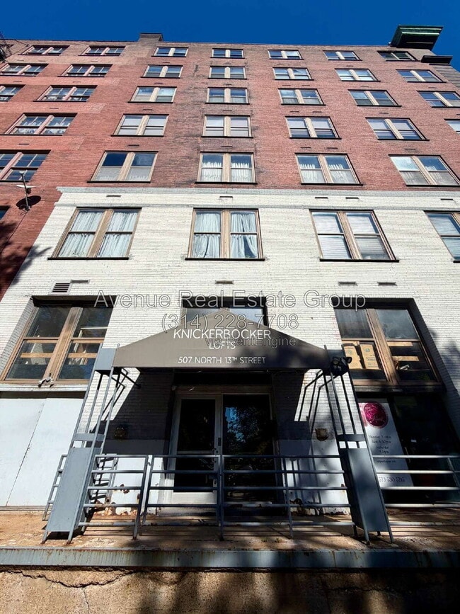 Building Photo - 507 N 13th St