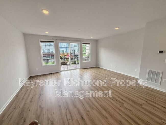 Building Photo - 1404 Whitehurst Way
